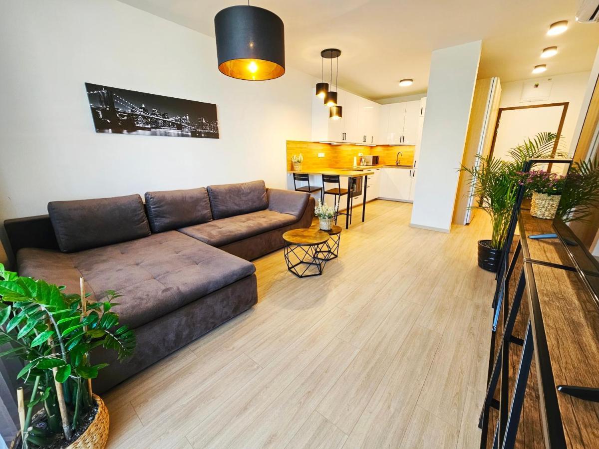 2 Room Apartment, New Building, Bosakova Street, 28 布拉迪斯拉发 外观 照片